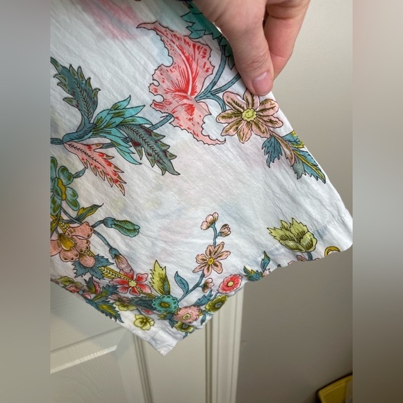 Plum Pretty Sugar Beckoning Creatures Floral Robe Small - Picture 6 of 12